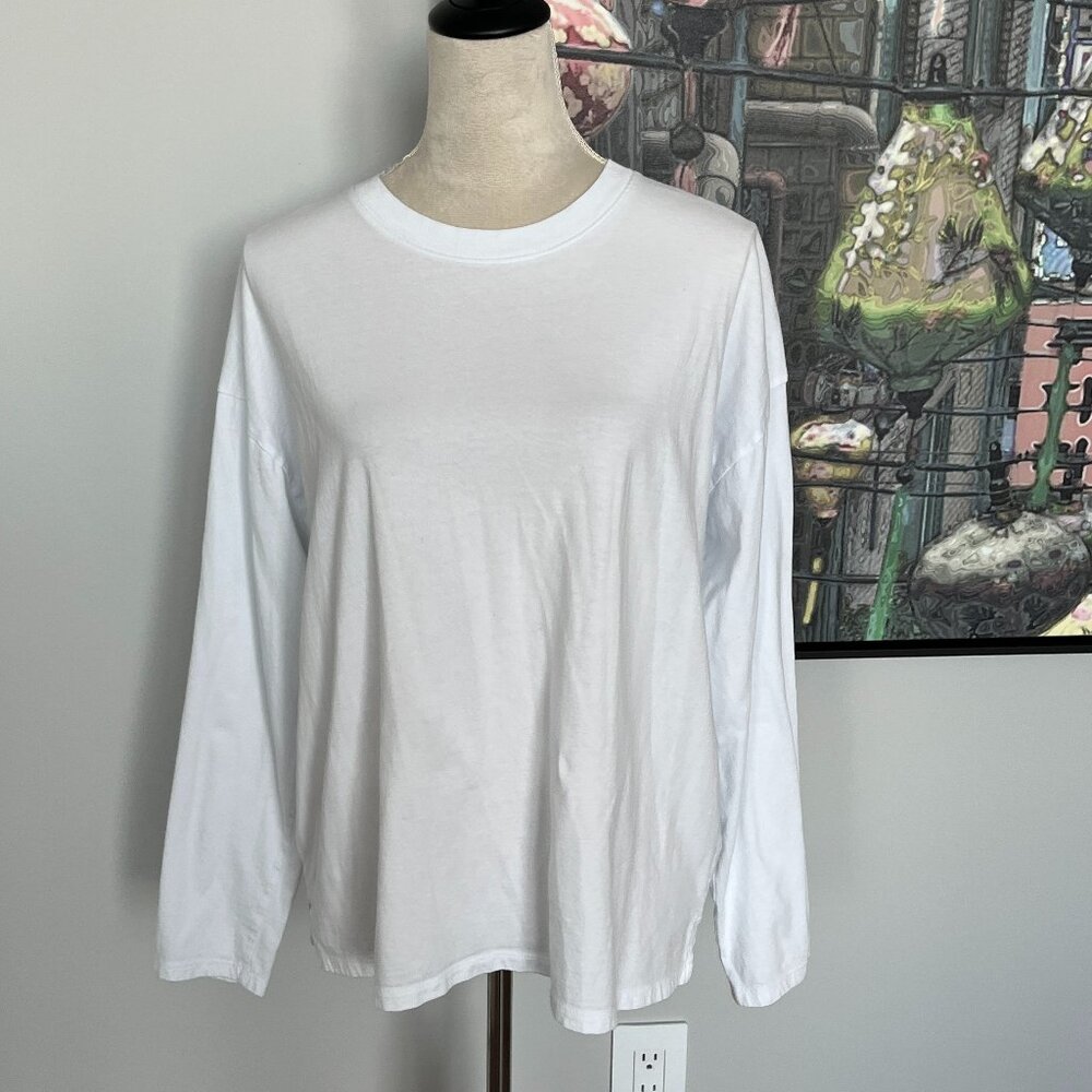 A New Day White Long-sleeved T-Shirt XL